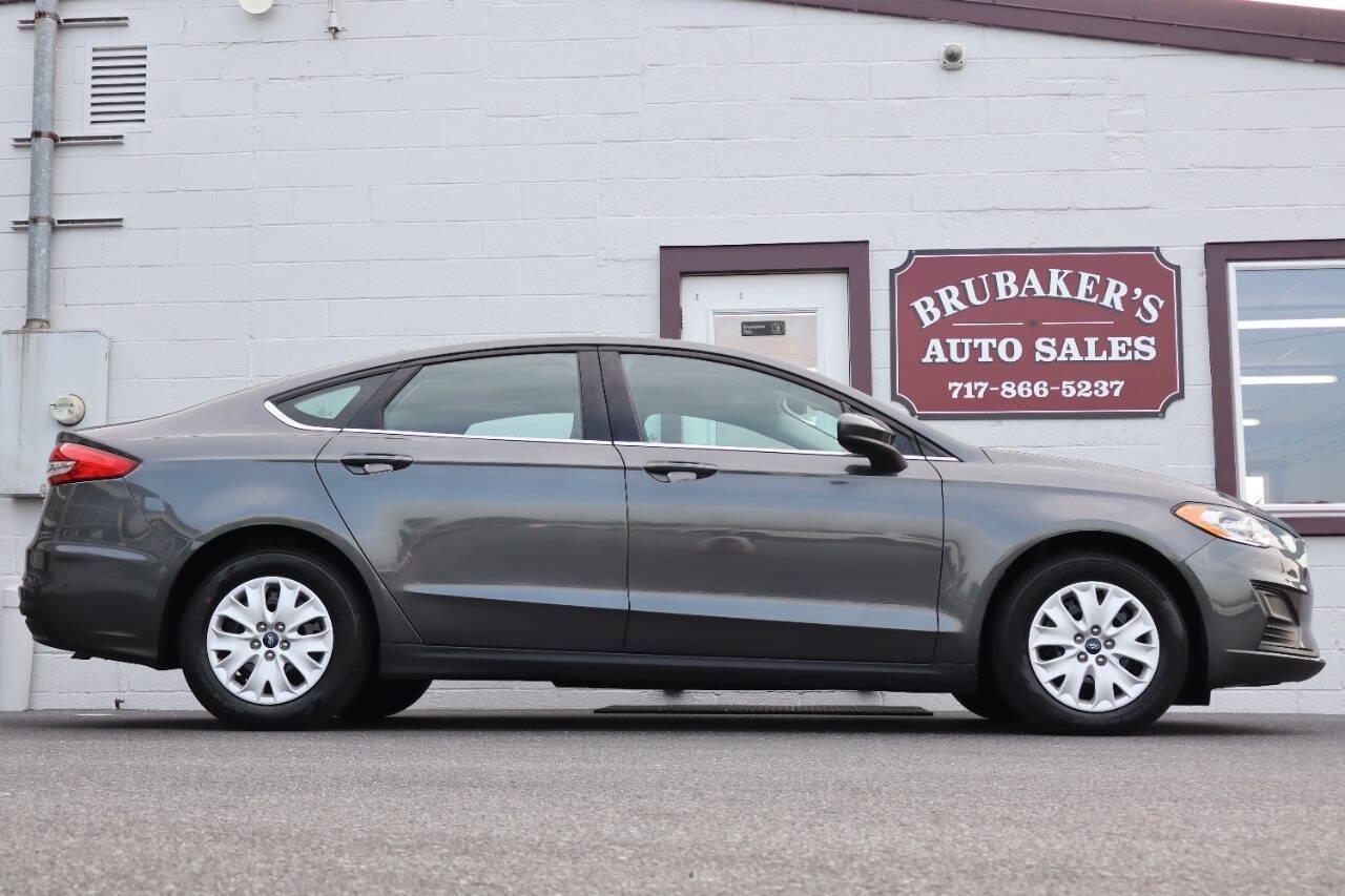 Used 2020 Ford Fusion S FWD image 1