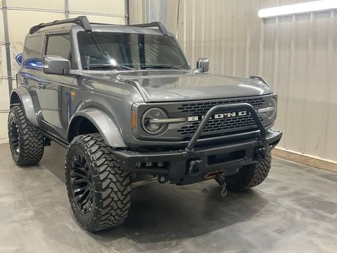 Used 2022 Ford Bronco Badlands AWD/4WD image 2