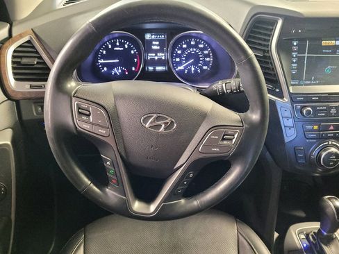 Used 2018 Hyundai Santa Fe AWD image 22