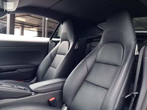 Certified 2017 Porsche 911 Carrera S image 6