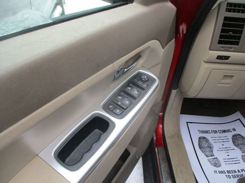 Used 2008 Jeep Liberty Limited w/ Premium Group II image 5