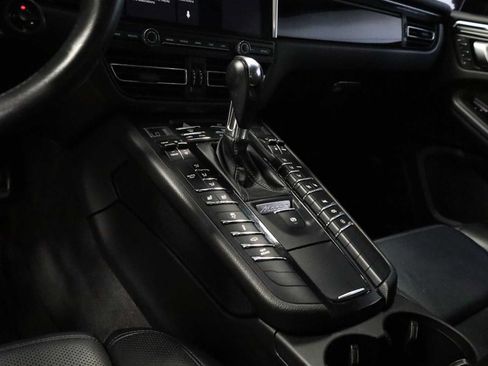 Used 2020 Porsche Macan GTS AWD/4WD image 28