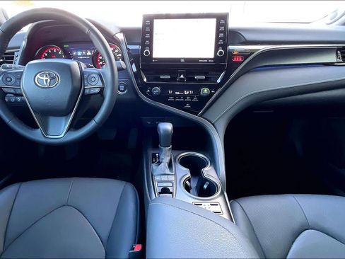 Used 2024 Toyota Camry XSE image 15