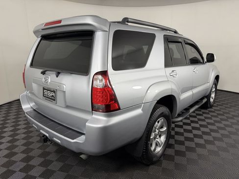 Used 2007 Toyota 4Runner Sport AWD/4WD image 6