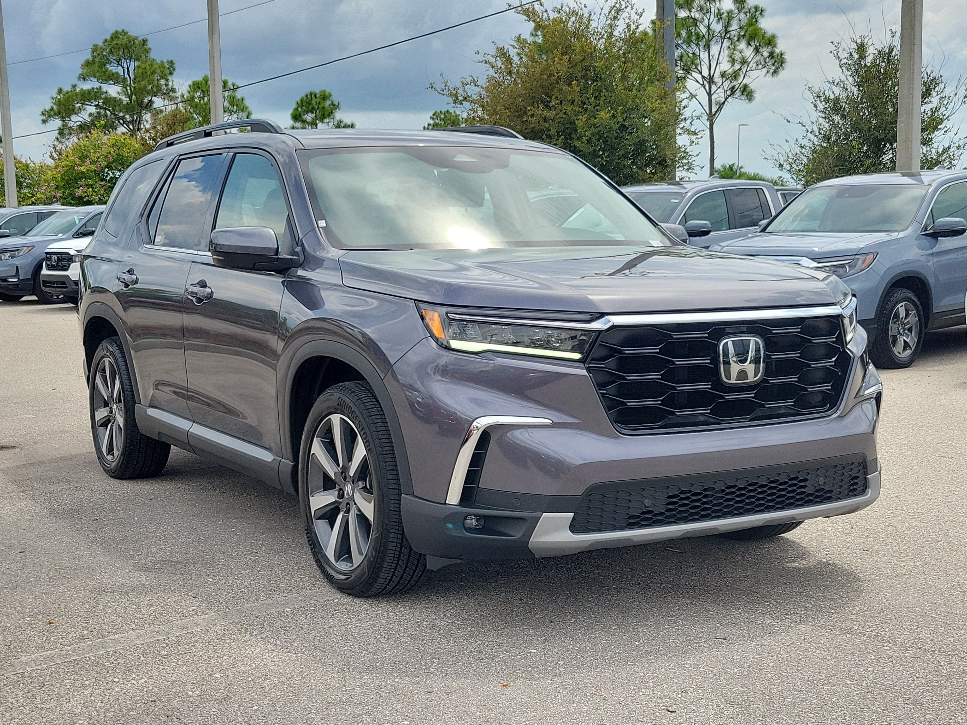 Used 2025 Honda Pilot Touring image 34