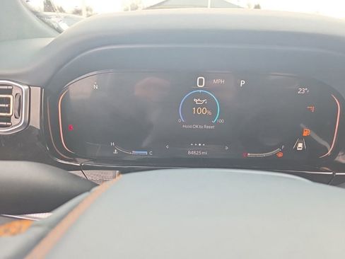 Used 2022 Jeep Grand Wagoneer Series III w/ Rear Seat Video Group 1 image 11