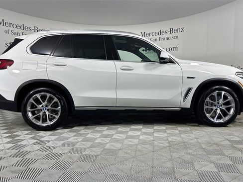 Used 2023 BMW X5 xDrive45e w/ Executive Package image 3