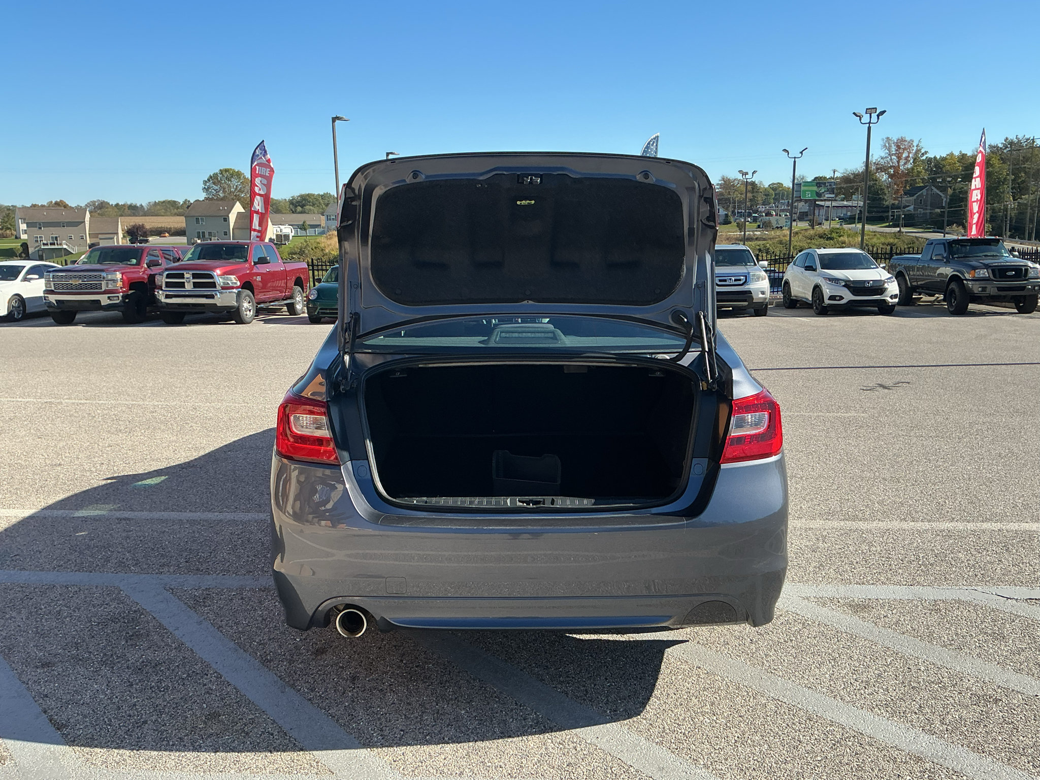 Used 2016 Subaru Legacy 2.5i Premium w/ Popular Package #3 AWD/4WD image 5