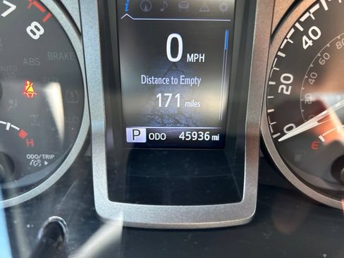 Used 2021 Toyota Tacoma TRD Pro AWD/4WD image 13
