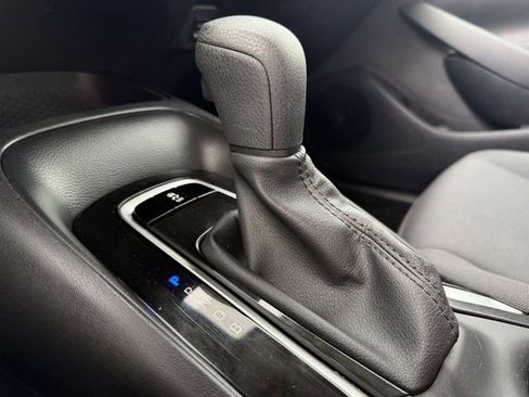 Certified 2025 Toyota Corolla LE FWD image 19