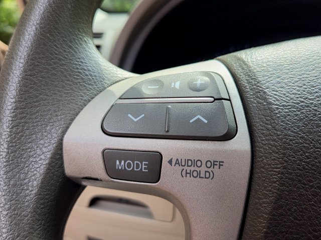 Used 2011 Toyota Camry LE w/ LE Extra-Value Pkg FWD image 23