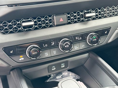 New 2025 Honda Accord SE image 12