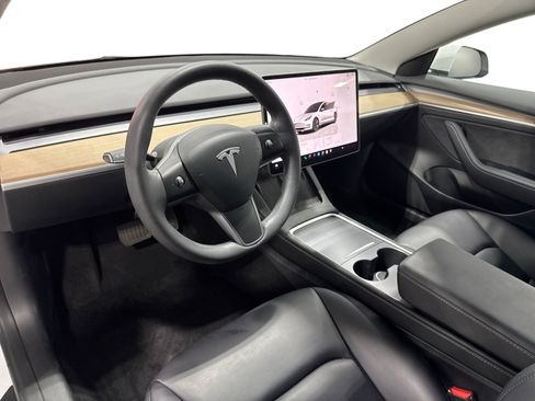 Certified 2023 Tesla Model 3 Standard Range RWD image 9