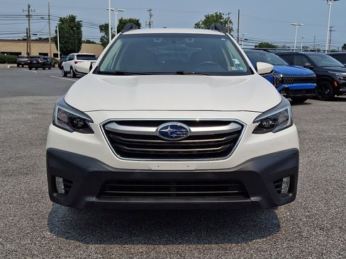 Used 2020 Subaru Outback Premium AWD/4WD image 2