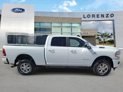 Used 2024 RAM 2500 Laramie w/ Safety Group AWD/4WD image 4