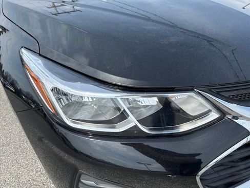 Used 2019 Chevrolet Cruze LS w/ LS Convenience Package image 10
