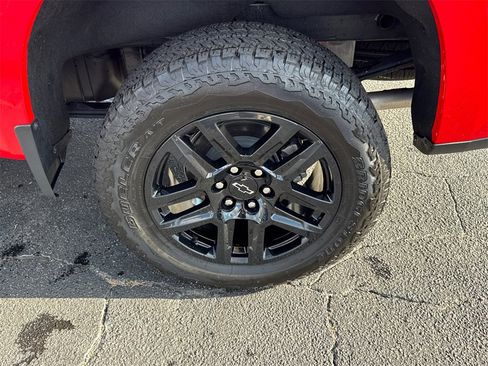 Used 2025 Chevrolet Silverado 1500 Custom Trail Boss image 20