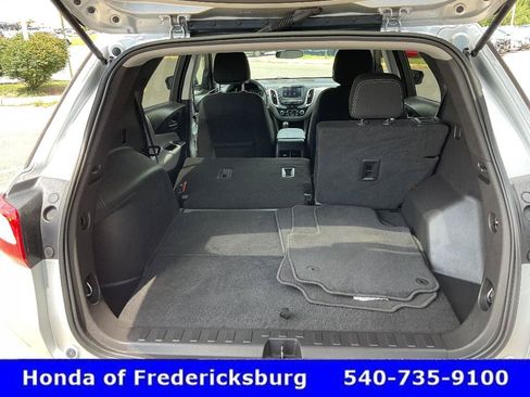 Used 2021 Chevrolet Equinox LS w/ LS Convenience Package FWD image 24