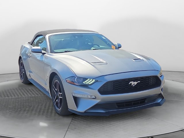 Used 2021 Ford Mustang Premium RWD image 7