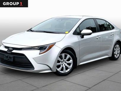 Used 2025 Toyota Corolla LE