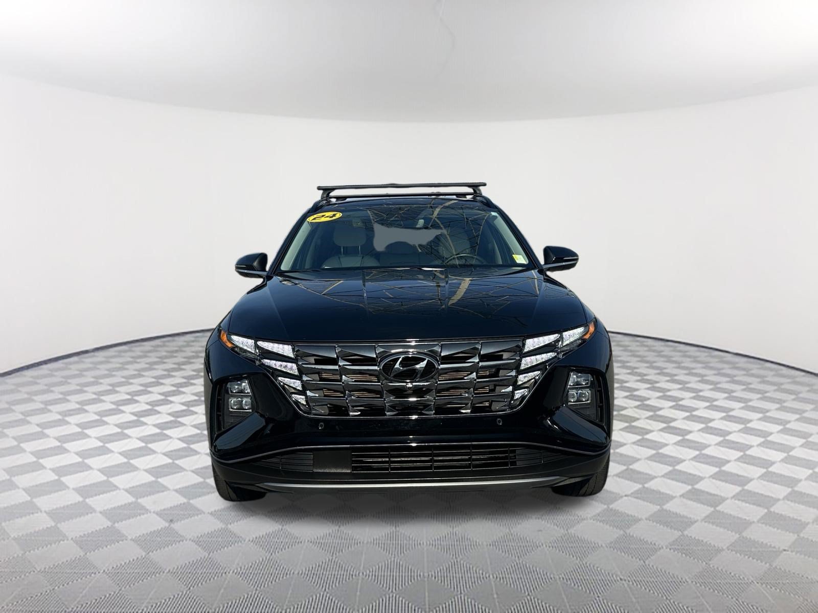 Used 2024 Hyundai Tucson Limited FWD image 2