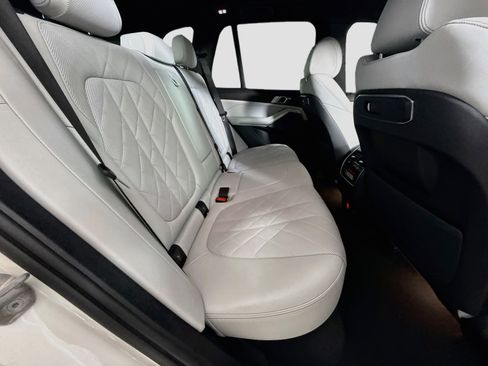 Used 2024 BMW X5 sDrive40i w/ Premium Package RWD image 27