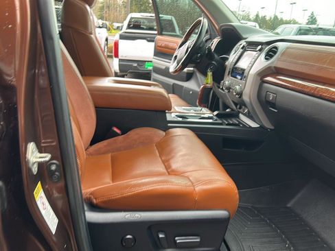 Used 2014 Toyota Tundra 1794 Edition image 27