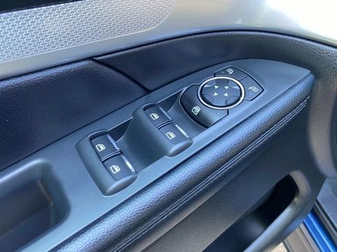 Used 2017 Ford Explorer XLT AWD/4WD image 14