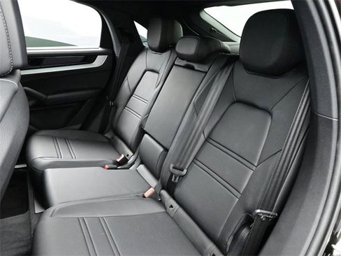 Used 2026 Porsche Cayenne S image 14