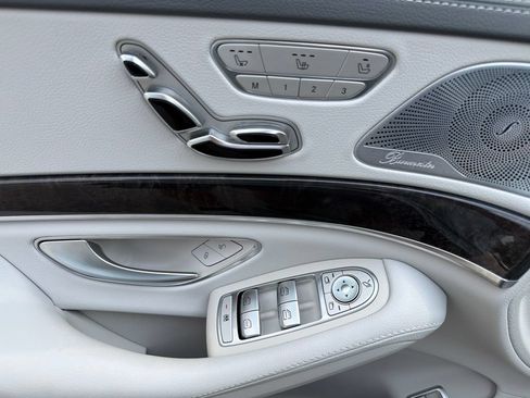 Used 2015 Mercedes-Benz S 550 Sedan image 17