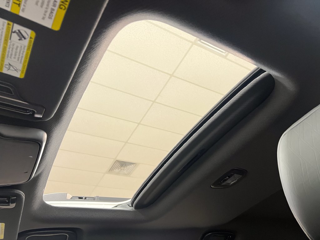 New 2026 Subaru Outback Touring AWD/4WD image 21