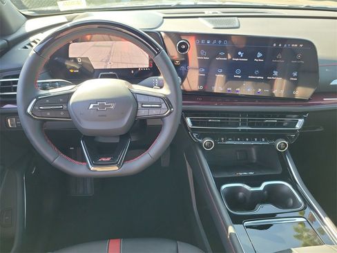 New 2026 Chevrolet Traverse RS image 4