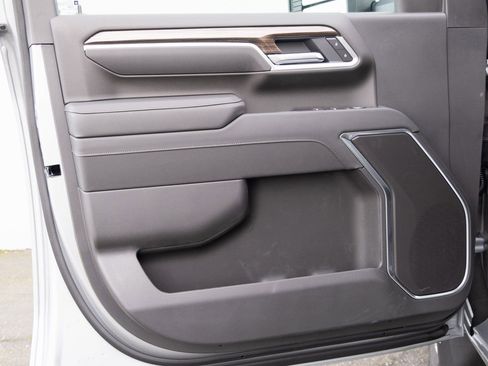 New 2026 Chevrolet Silverado 2500 LT image 12