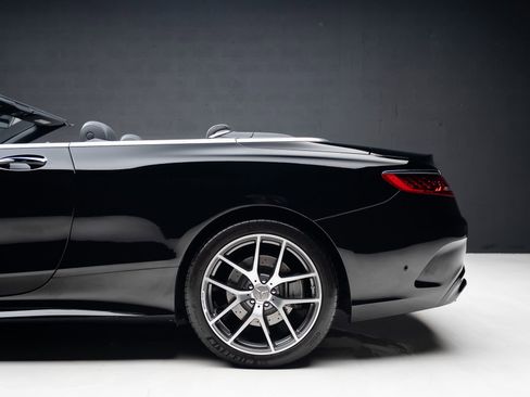 Used 2018 Mercedes-Benz S 560 Cabriolet image 23