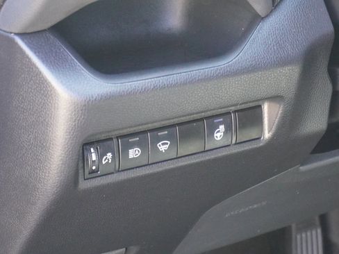 Used 2021 Toyota RAV4 XLE w/ XLE Grade Weather Package image 21