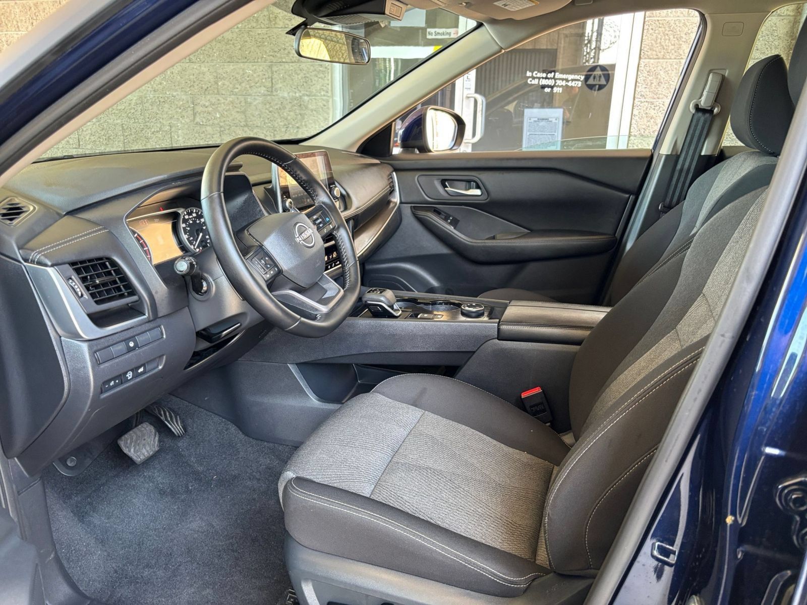 Used 2026 Nissan Rogue SV AWD/4WD image 28