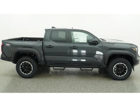 New 2026 Toyota Tacoma TRD Off-Road AWD/4WD image 11
