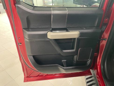 Used 2019 Ford F150 Lariat w/ Equipment Group 502A Luxury image 21