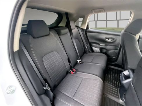 Certified 2025 Honda HR-V LX image 23