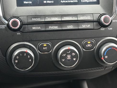 Used 2017 Kia Forte S image 18