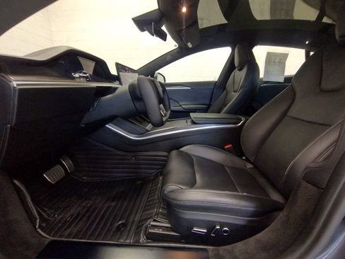 Used 2022 Tesla Model S Plaid AWD/4WD image 23