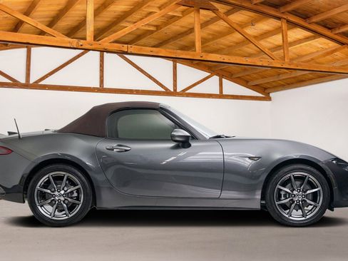 Used 2019 MAZDA MX-5 Miata Grand Touring image 7