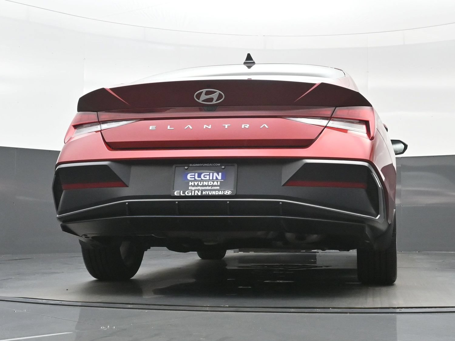 Certified 2024 Hyundai Elantra SEL w/ Convenience Package FWD image 30