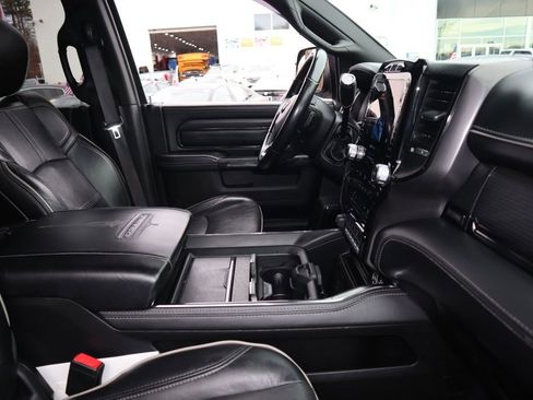 Used 2022 RAM 2500 Limited image 33