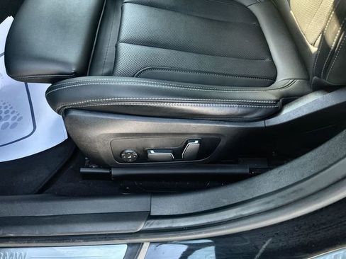 Used 2025 BMW 330i xDrive Sedan image 16