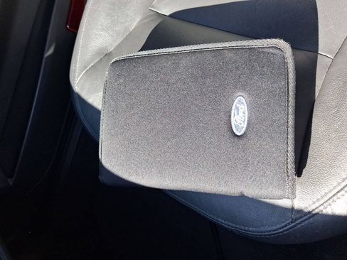 Used 2005 Ford Taurus SEL FWD image 38