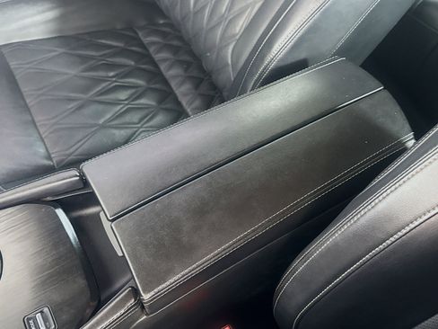 Used 2022 Nissan Rogue Platinum w/ Head-Up Display Package image 18