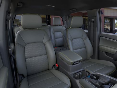 New 2026 Chevrolet Colorado ZR2 w/ Technology Package image 40