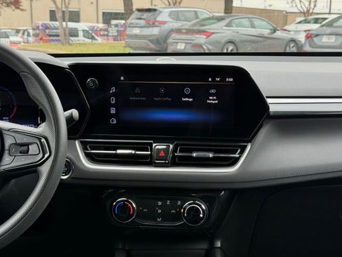 Used 2025 Chevrolet TrailBlazer LT image 18