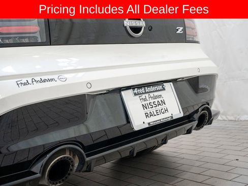 Used 2025 Nissan Z Performance w/ Floor Mat Package RWD image 11